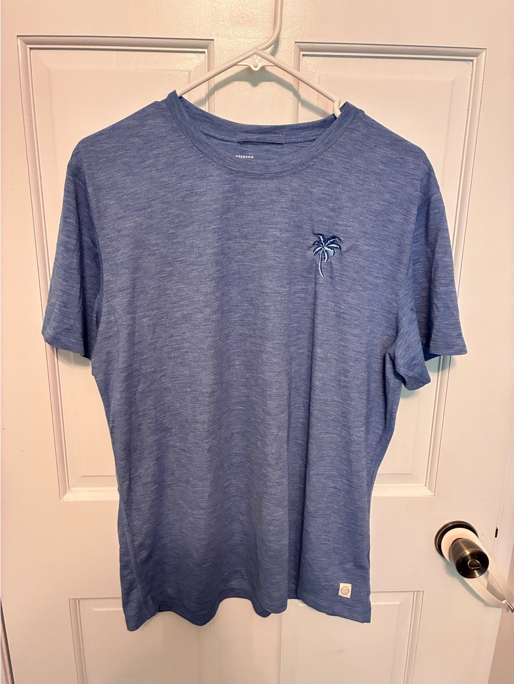 Marine Layer men’s tee shirt, light blue, size L